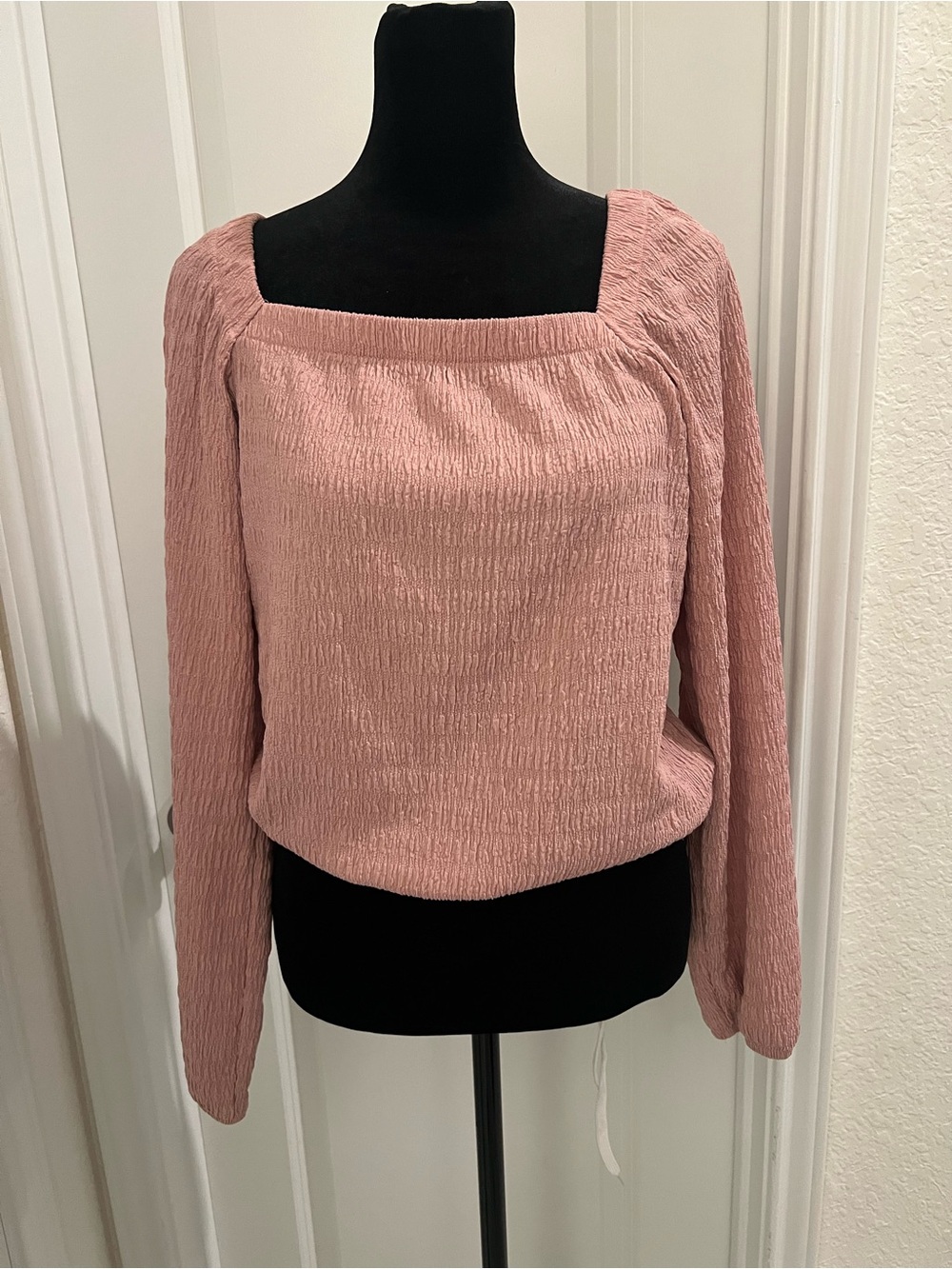 Iz Byer Dusty Rose Smocked Square-Neck Long Sleeve Top